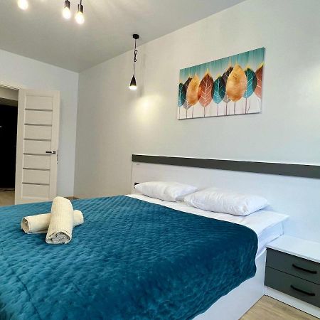 Apartment Premium In Center イヴァーノ＝フランキーウシク エクステリア 写真