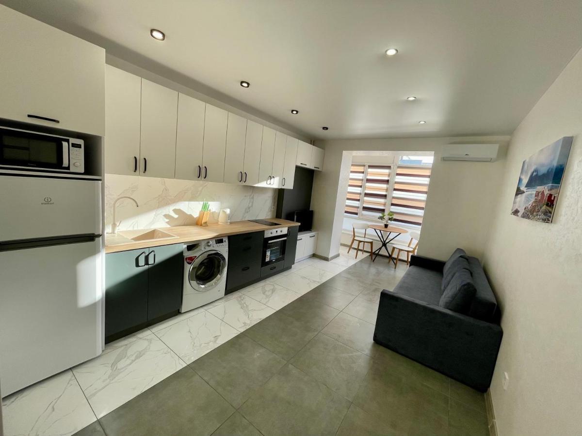 Apartment Premium In Center イヴァーノ＝フランキーウシク エクステリア 写真