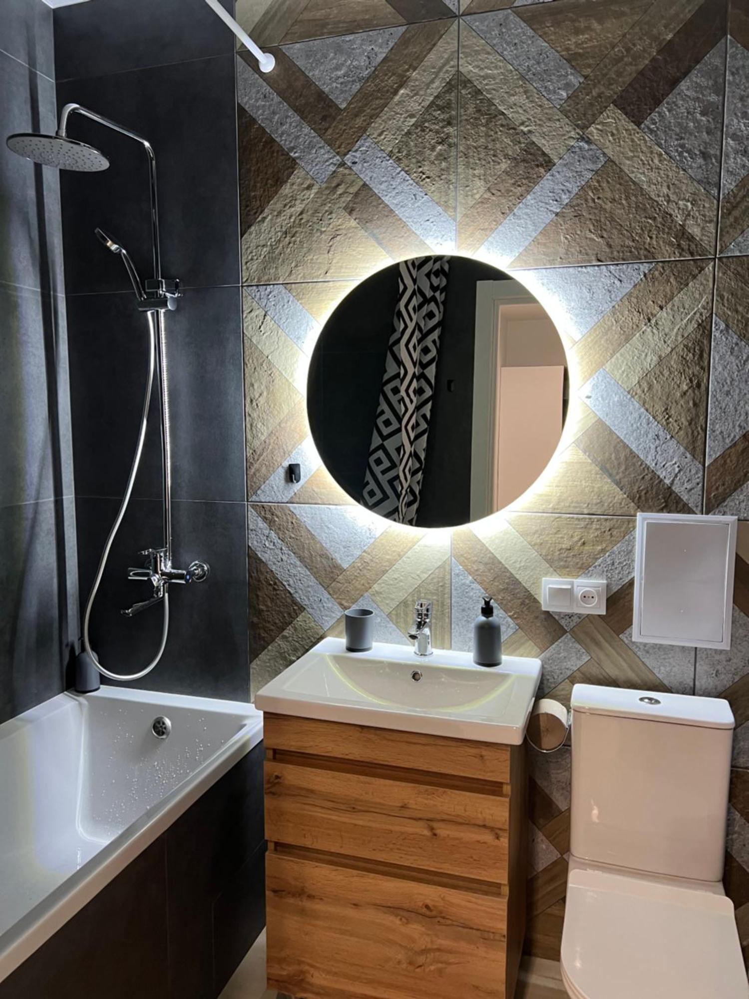 Apartment Premium In Center イヴァーノ＝フランキーウシク エクステリア 写真